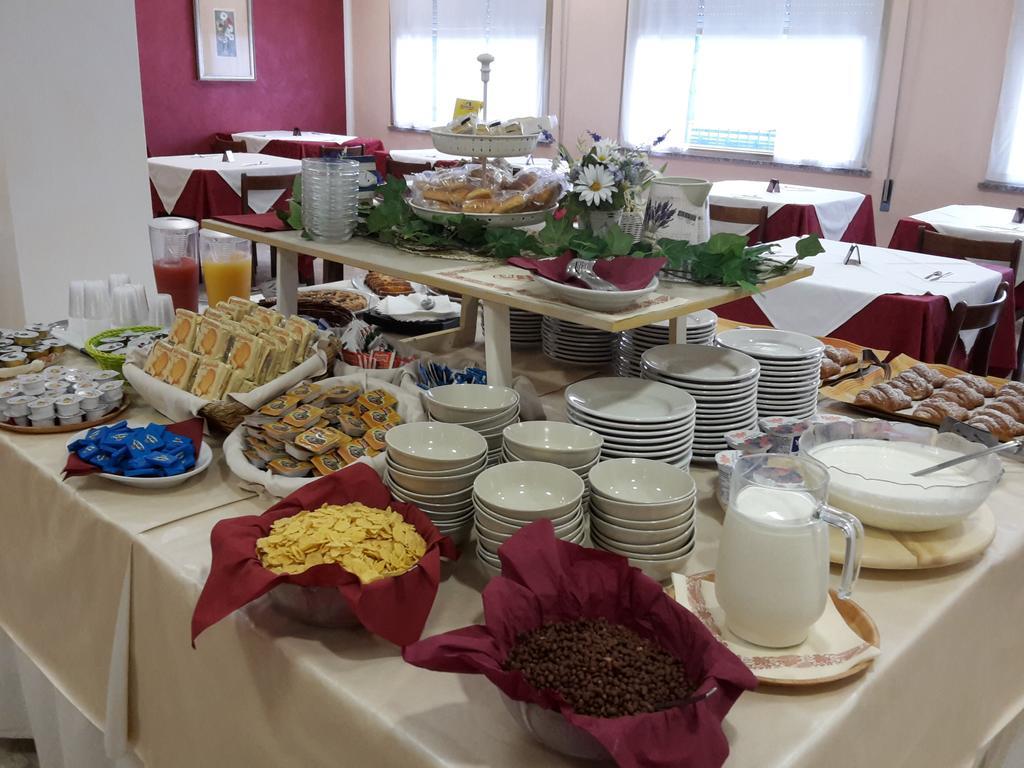 Annetta Hotel Rímini